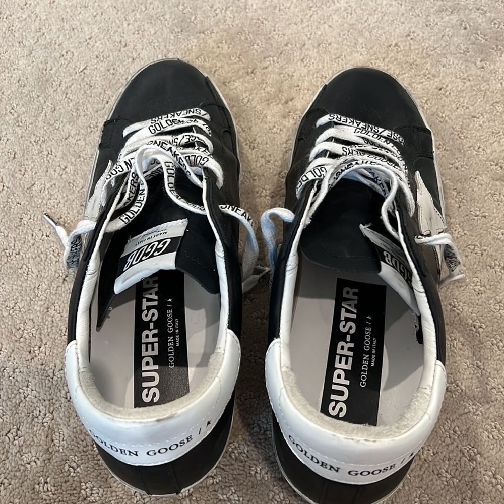 Golden Goose Superstar Low Top Sneaker - Picture 6 of 7